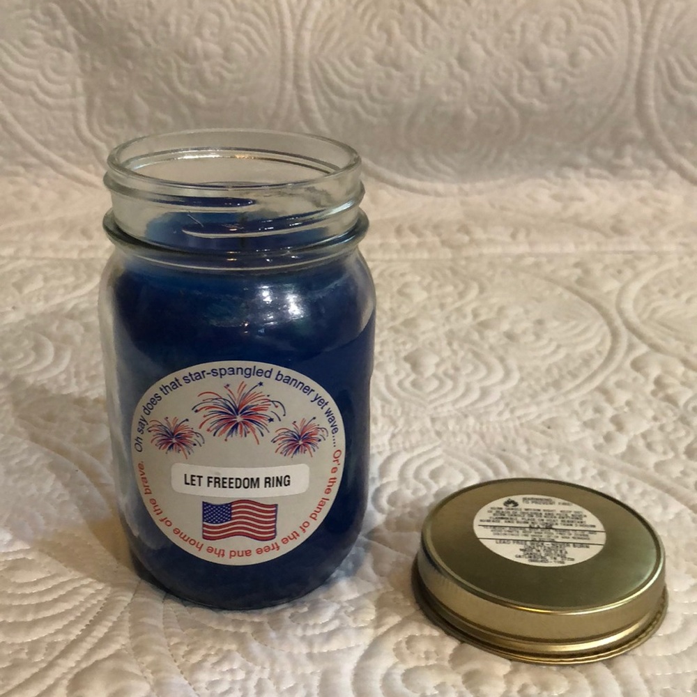 Candle Cottage Let‎ Freedom Ring Candle, new